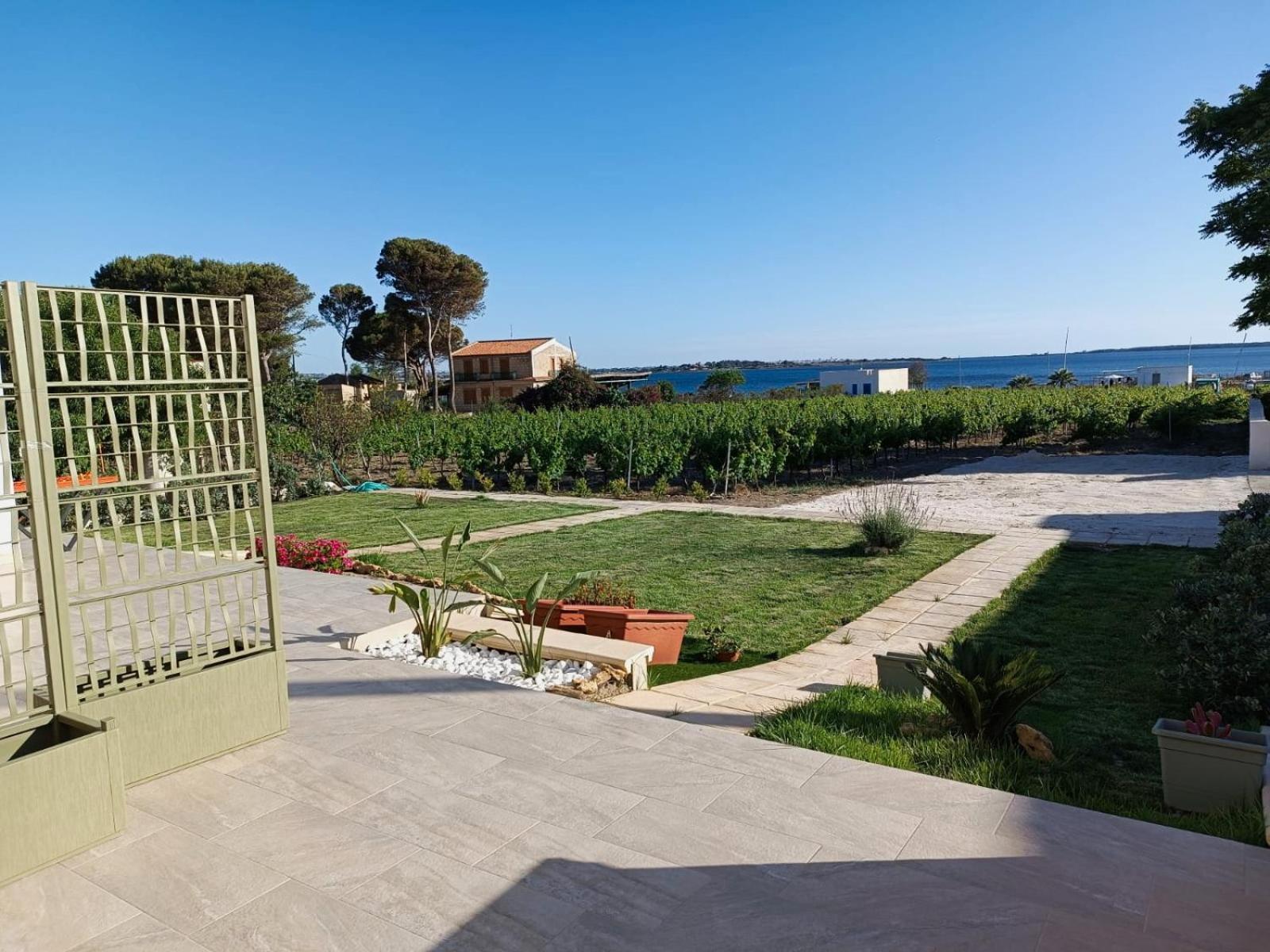 Bed and Breakfast Riflessi Dello Stagnone Марсала Экстерьер фото